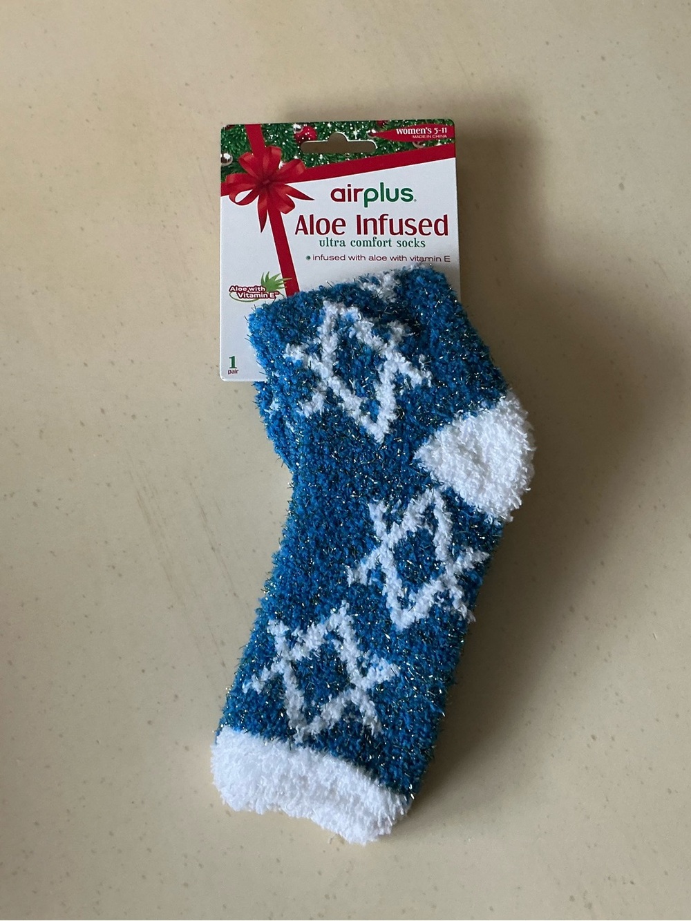 NWT Women’s Aloe-Infused Hanukkah Crew Socks 🕎